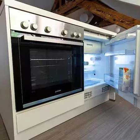 White - Large Spacious Penthouse Loft - Wifi, Free Parking, Ac * Baden-Baden